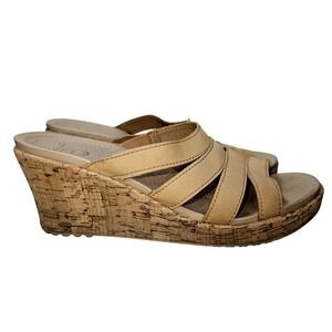 Crocs Sandals Women 8 Beige Strappy‎ Wedge Slide Cork Heel Comfort Shoes Trendy